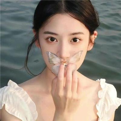 作为替身的她
